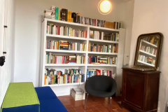 chambre 1, bibliotheque